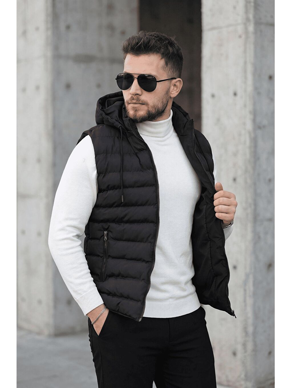 Siyah Yelly Slim Fit Fermuarlı Cep Detaylı Erkek Şişme Yelek - Çıkarılabilir Kapüşonlu & Astarlı-2