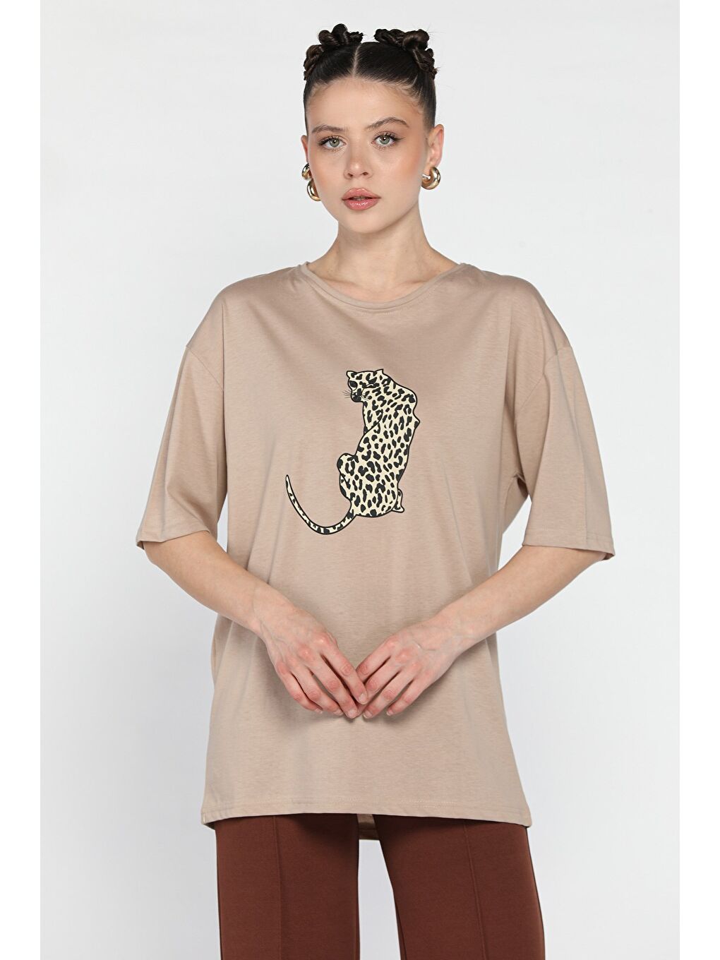 Bej Kadın Bisiklet Yaka Ön Baskılı Tişört