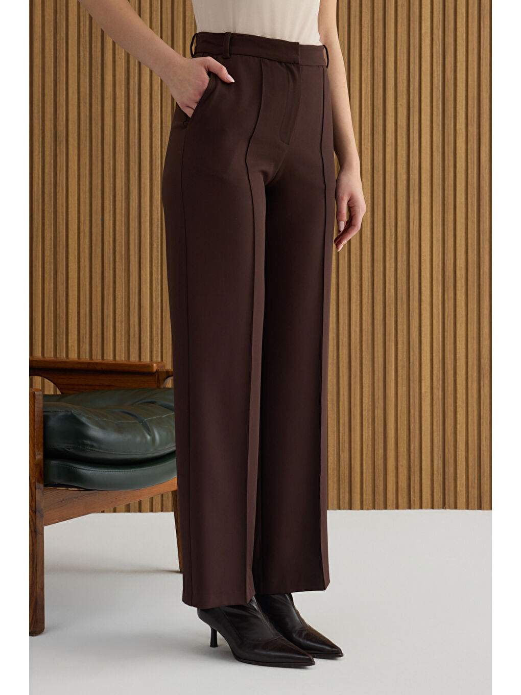 Kahverengi Dokuma Pantolon-3