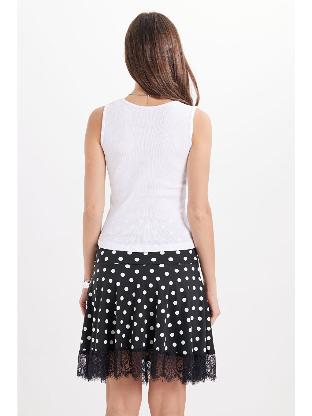 Kadın Slim Fit Dar Kesim Askılı Kare Yaka Pamuklu Beyaz Crop Atlet-6