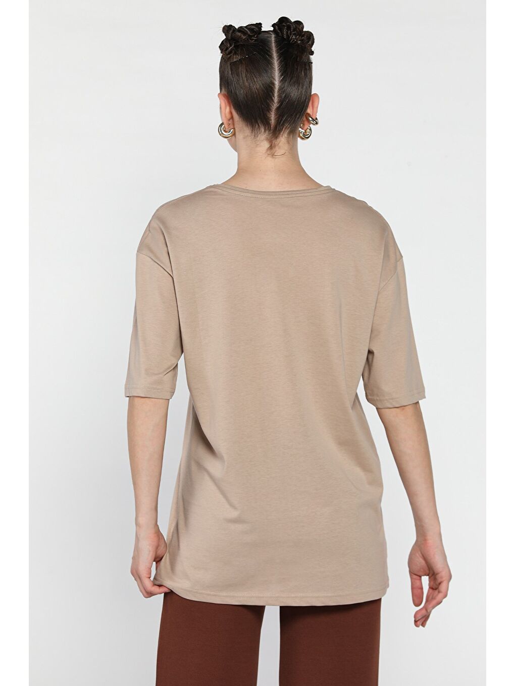 Bej Kadın Bisiklet Yaka Ön Baskılı Tişört-2