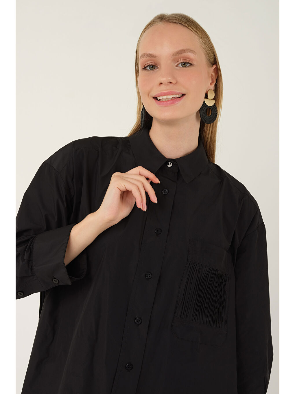 Piliseli Gömlek Siyah-3