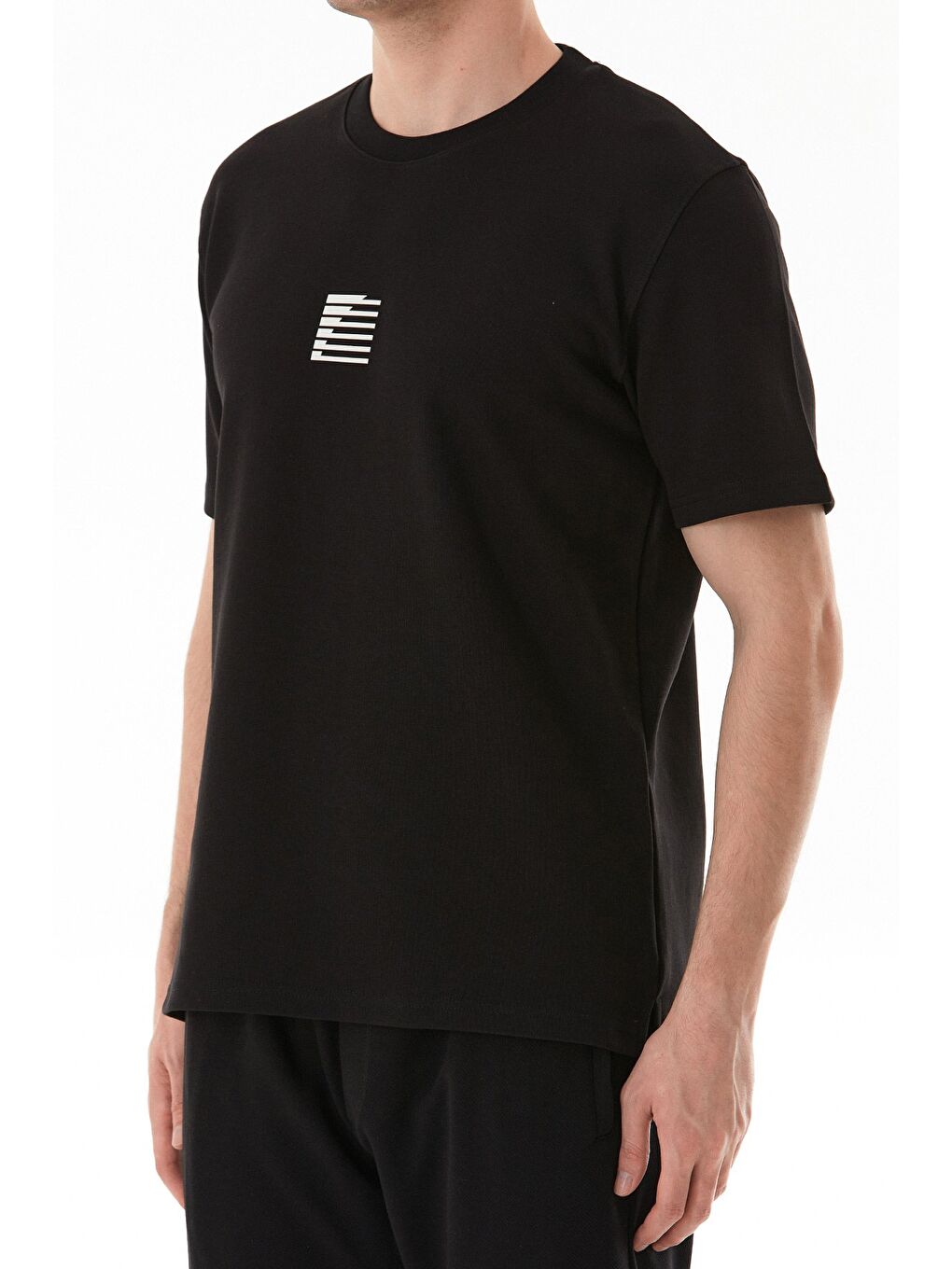 Siyah Basic Kabartma Baskılı Kalın Penye Oversize Tişört-4