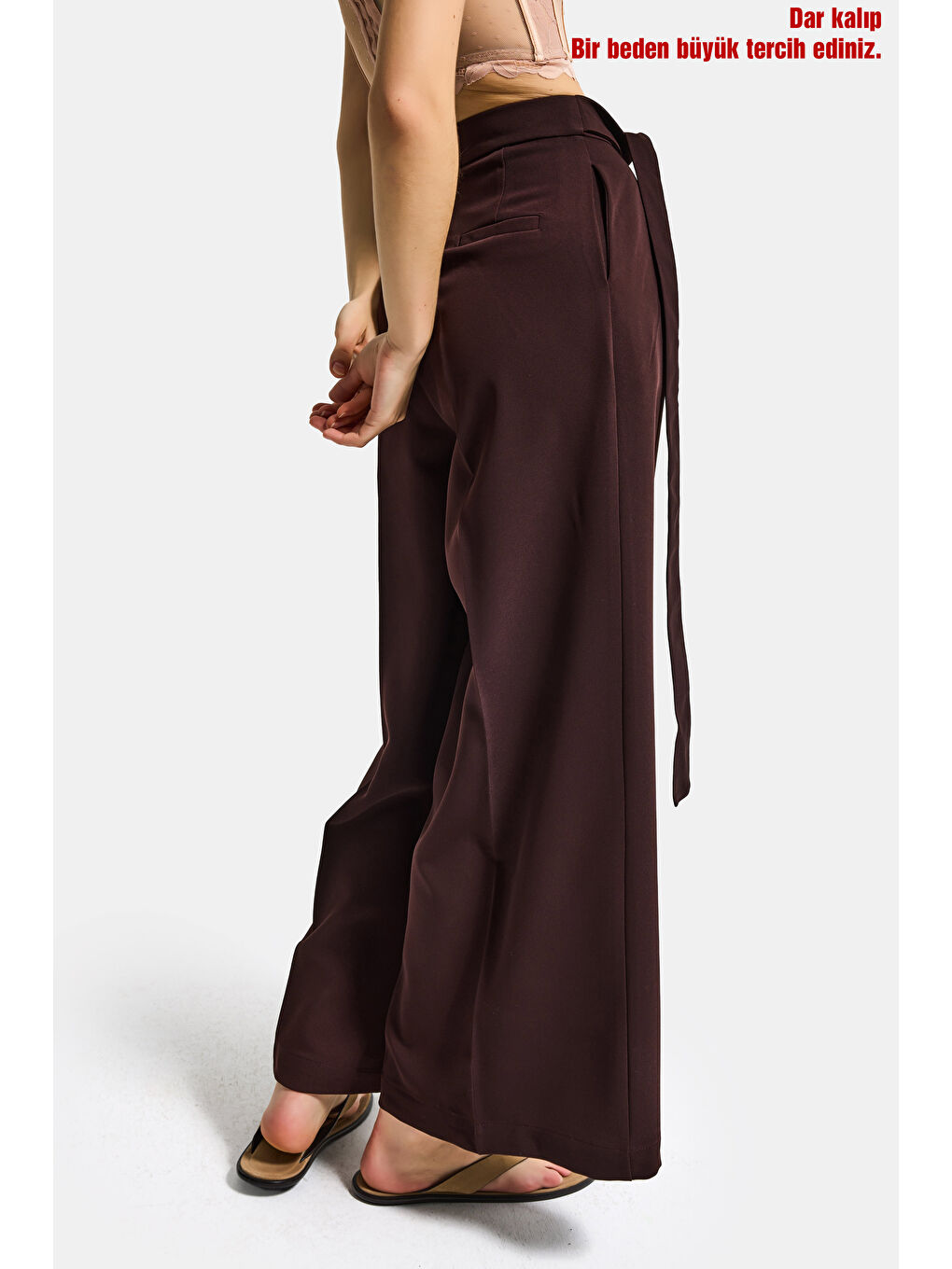 Kahverengi Kadın Acı Kahve w5 Palazzo Fit Özel Kumaş Kemer Detaylı Tasarım Pantolon-5