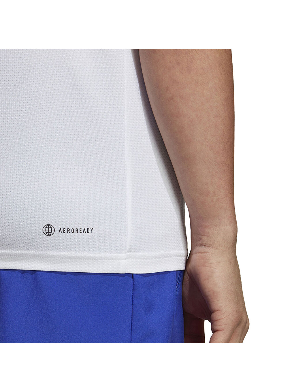 Training Essentials Base Erkek Beyaz Yuvarlak Yaka Tişört-3