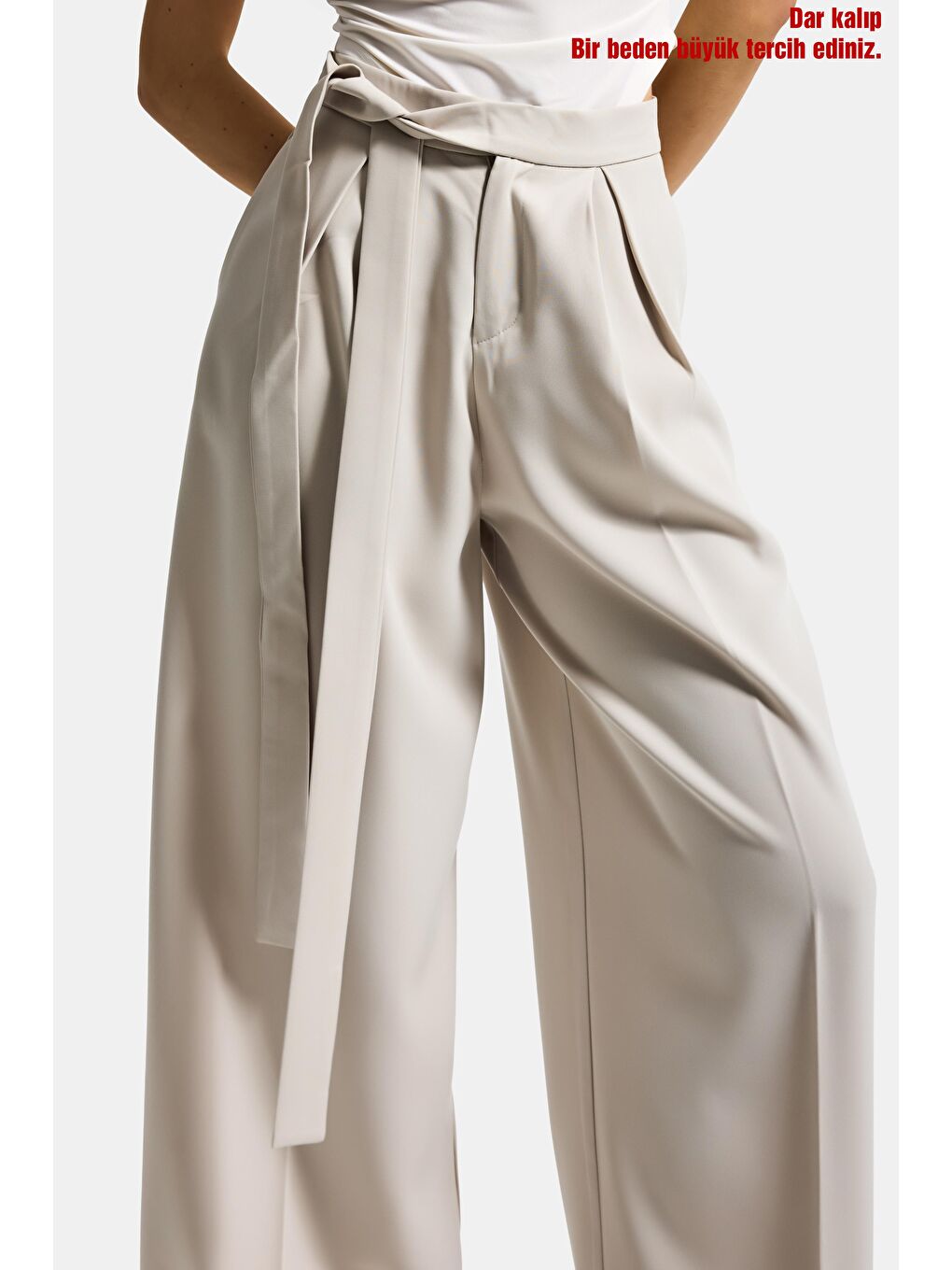 Kadın Ekru Bej w5 Palazzo Fit Özel Kumaş Kemer Detaylı Tasarım Pantolon-2