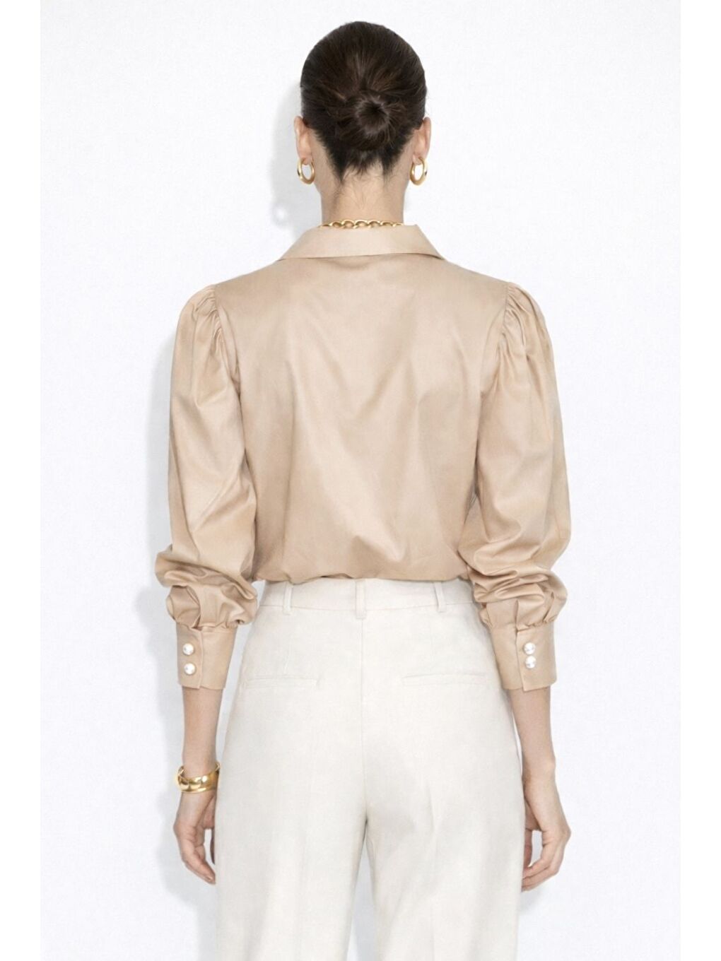 Bej Taş Rengi İnci Düğmeli Camel Saten Gömlek-4