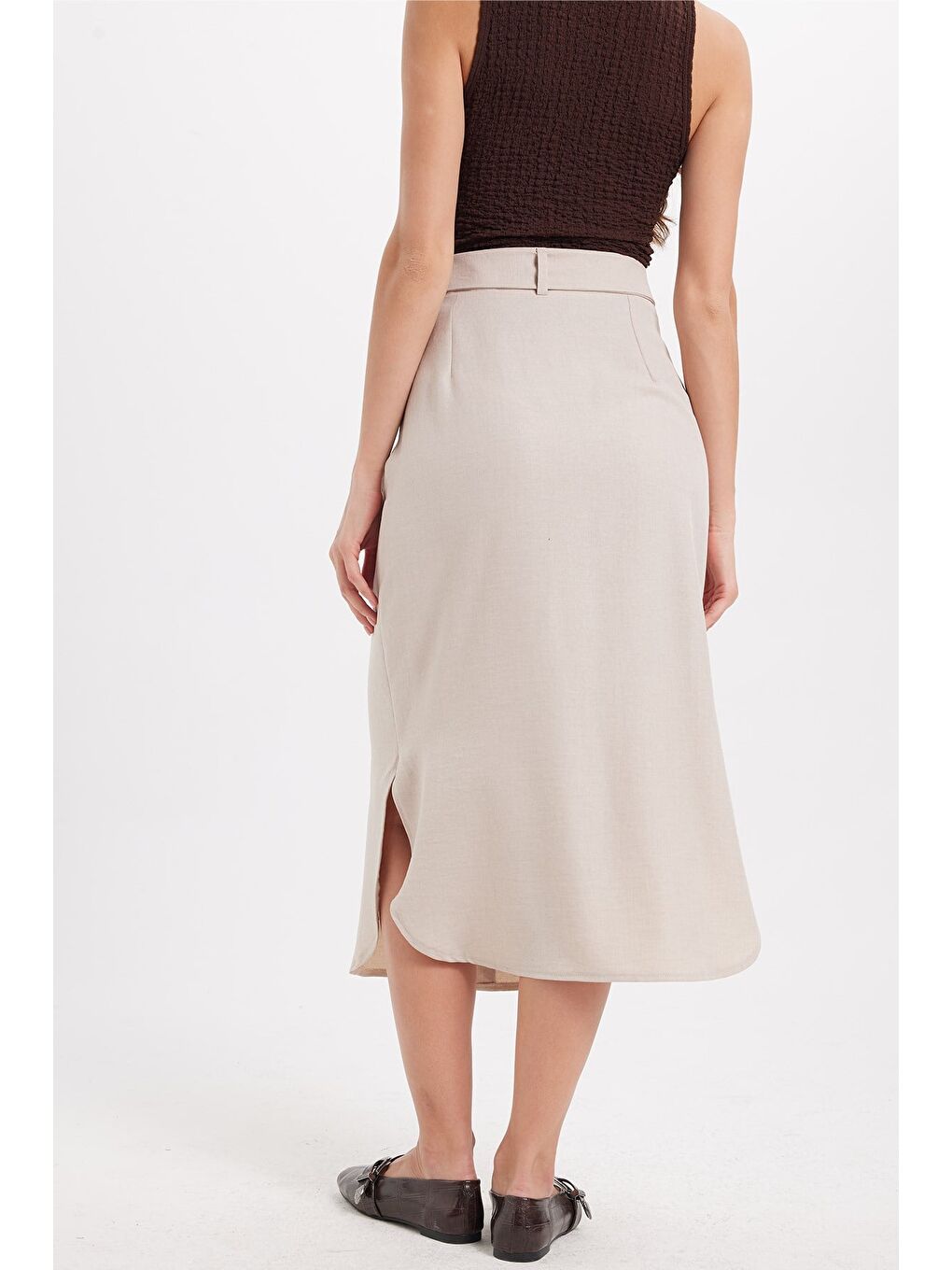 Bej Kadın Slim Fit Dar Kesim Pileli Pamuklu Ön Düğme Kapamalı Kuşaklı Yırtmaçlı Taş Etek-4