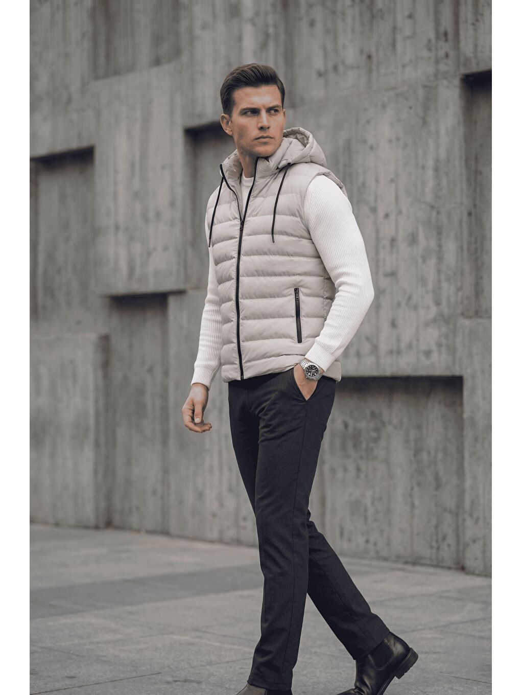 Gri Yelly Slim Fit Fermuarlı Cep Detaylı Erkek Şişme Yelek - Çıkarılabilir Kapüşonlu & Astarlı-1