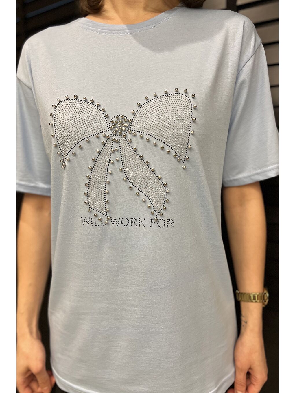 Mavi Kurdele Taşlı Bisiklet Yaka Kadın Tişört-3