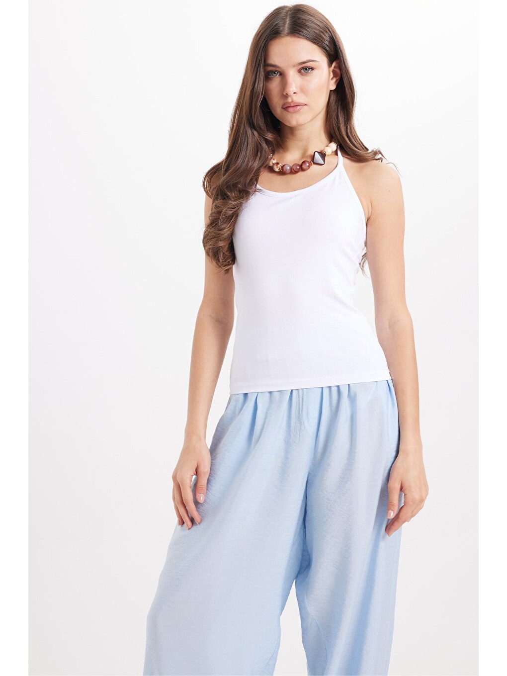 Kadın Slim Fit Dar Kesim Pamuklu Elastanlı Boyundan Bağlamalı Yumuşak Dokulu Beyaz Bluz-2