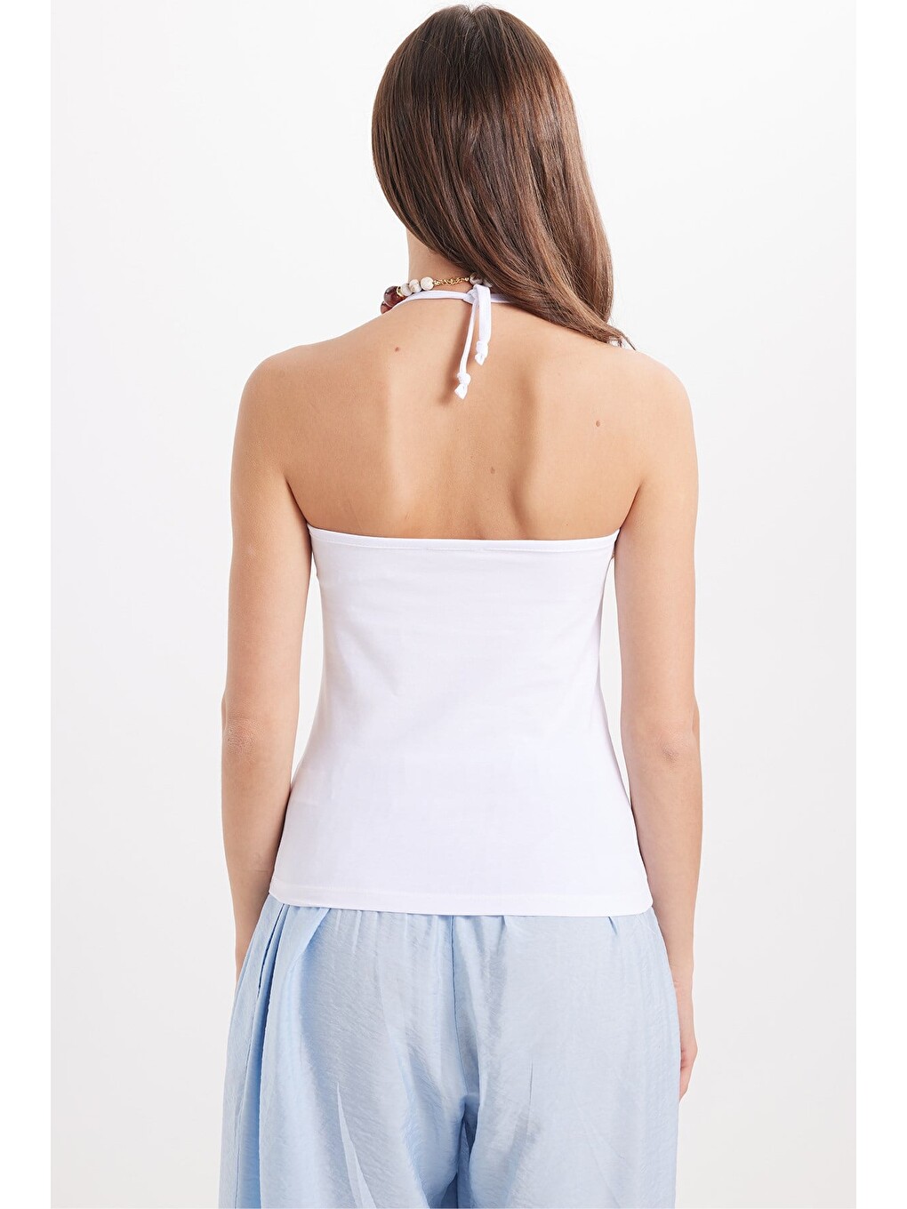 Kadın Slim Fit Dar Kesim Pamuklu Elastanlı Boyundan Bağlamalı Yumuşak Dokulu Beyaz Bluz-6