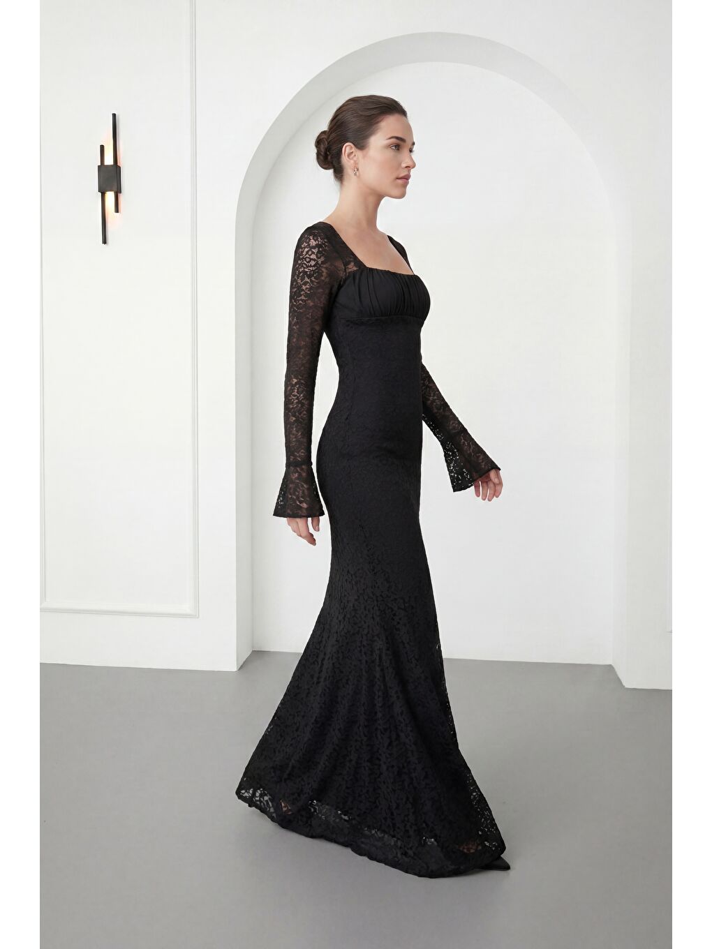 Kadın Siyah Uzun Kol Dantelli Davet Elbisesi-1