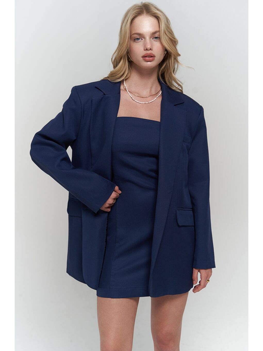Clara Lacivert Blazer