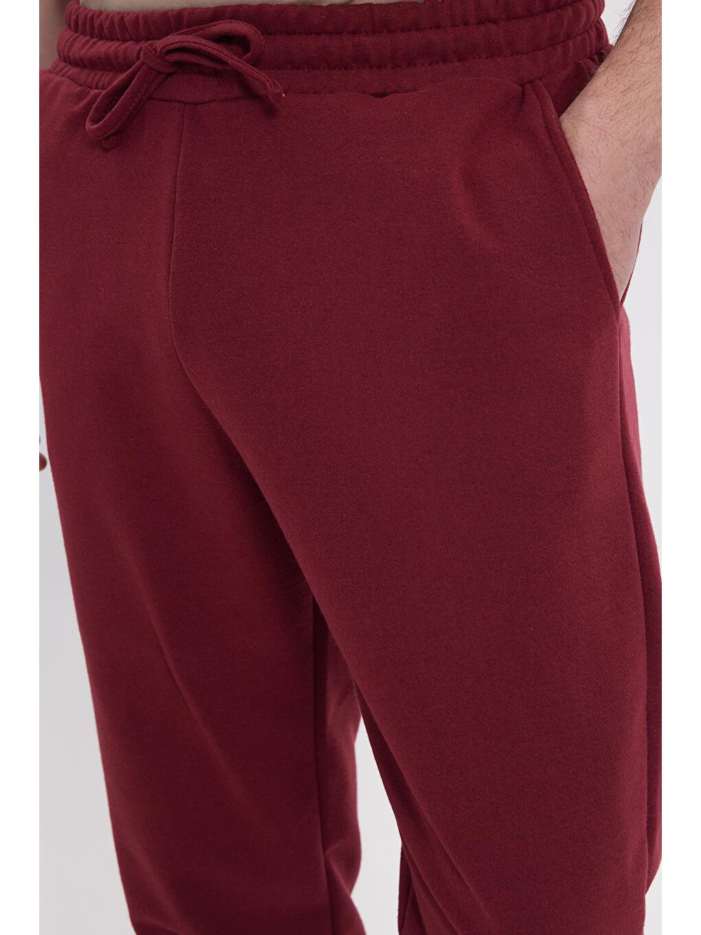 Erkek Regular Fit Klasik Kesim Beli Bağcıklı Jogger Cepli Lastikli Paça Bordo Eşofman Altı-2