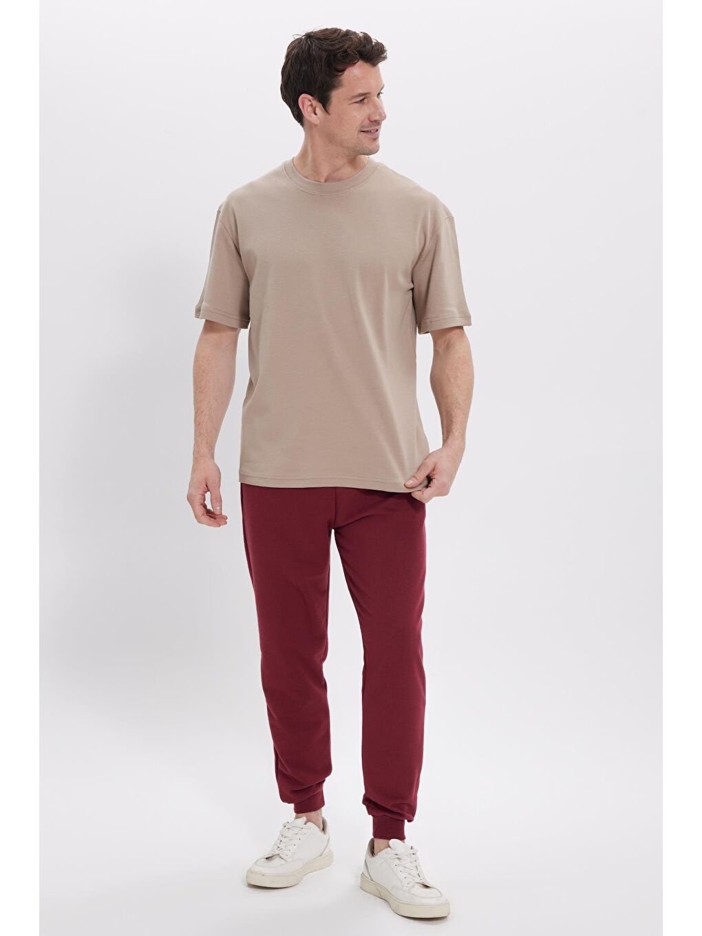Erkek Regular Fit Klasik Kesim Beli Bağcıklı Jogger Cepli Lastikli Paça Bordo Eşofman Altı-3