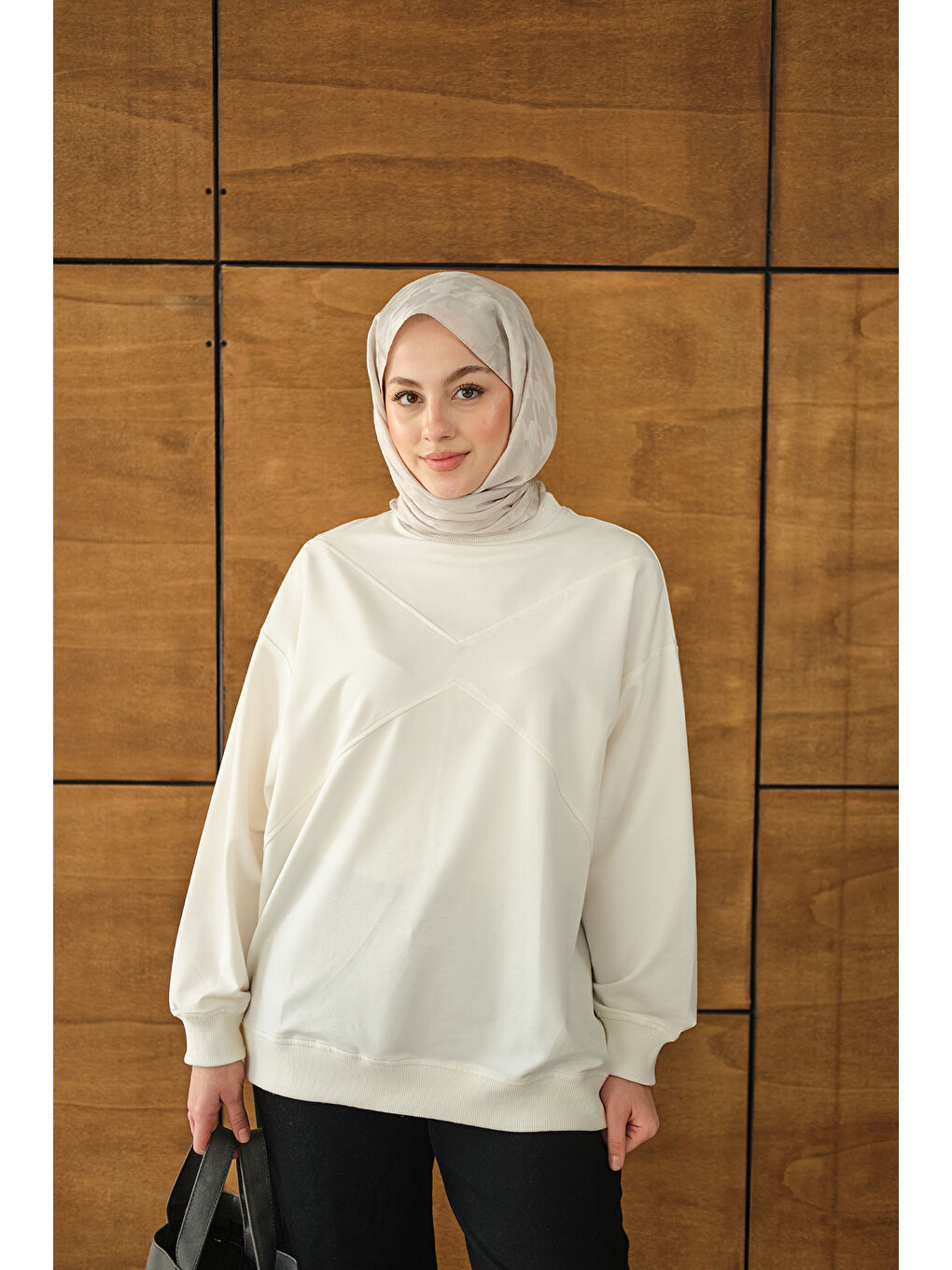 Kadın Dikiş Detay Tunik Beyaz-1