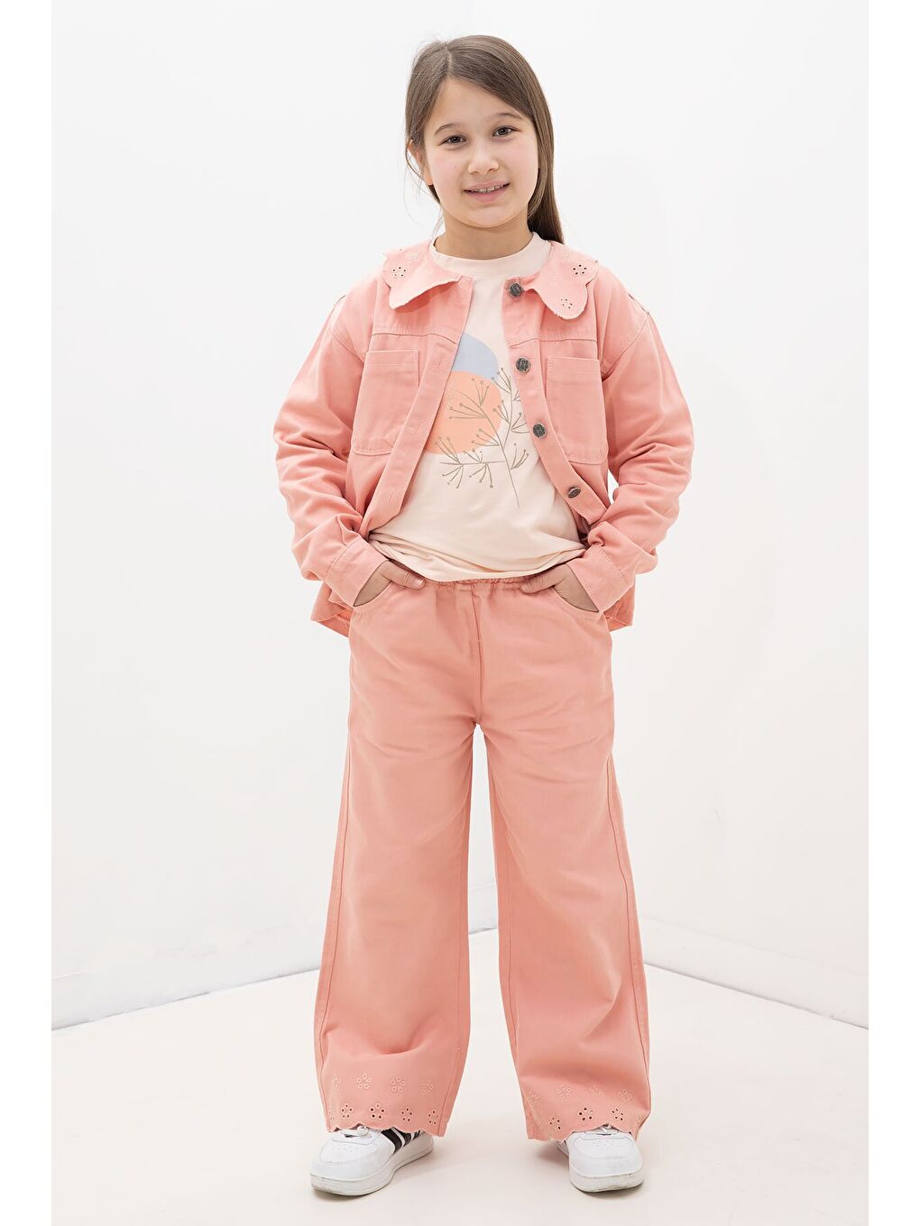Pembe Somon Çiçek Yaka Detaylı Ceketli Kız Çocuk Pantolonlu 3lü Takım 23631-1