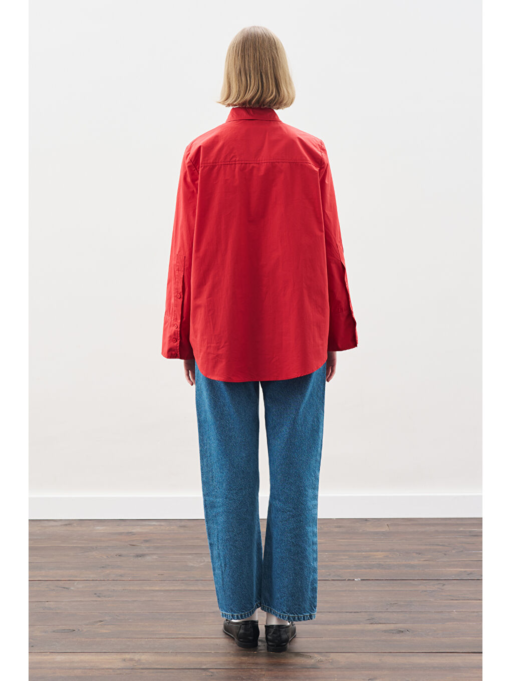 Geniş Manşetli Klasik Gömlek Kırmızı-6