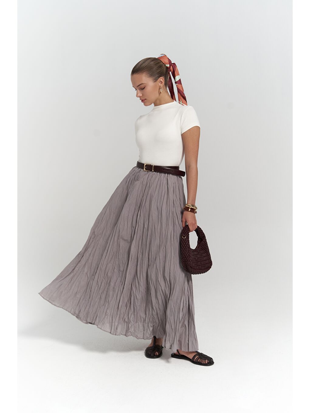 Jayla Kırışık Detay Uzun Gri Etek-3
