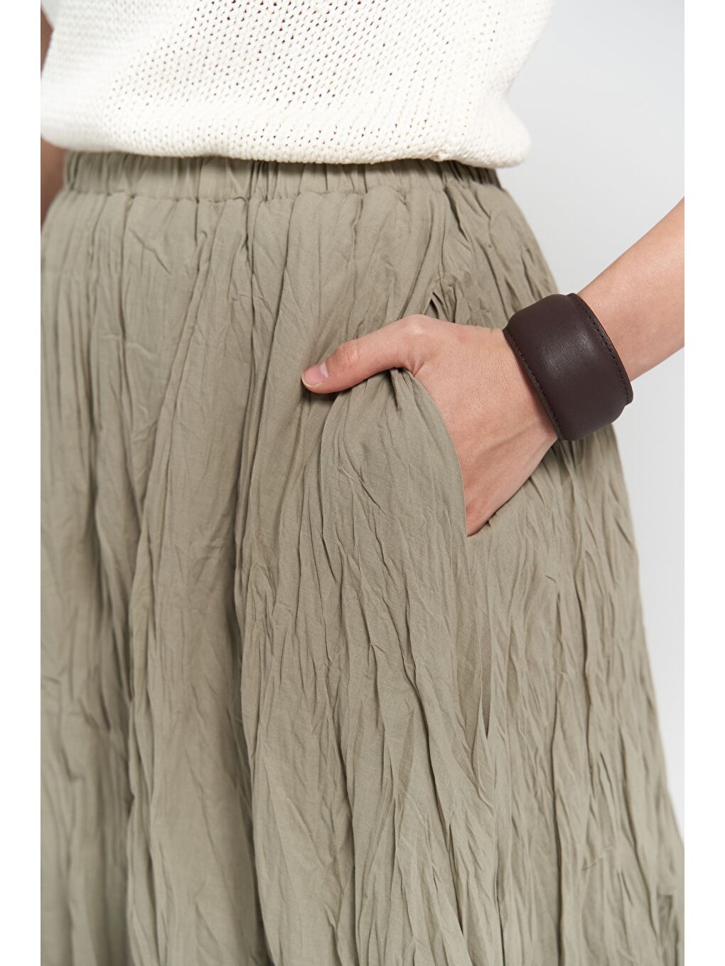 Jayla Kırışık Detay Uzun Haki Etek-6