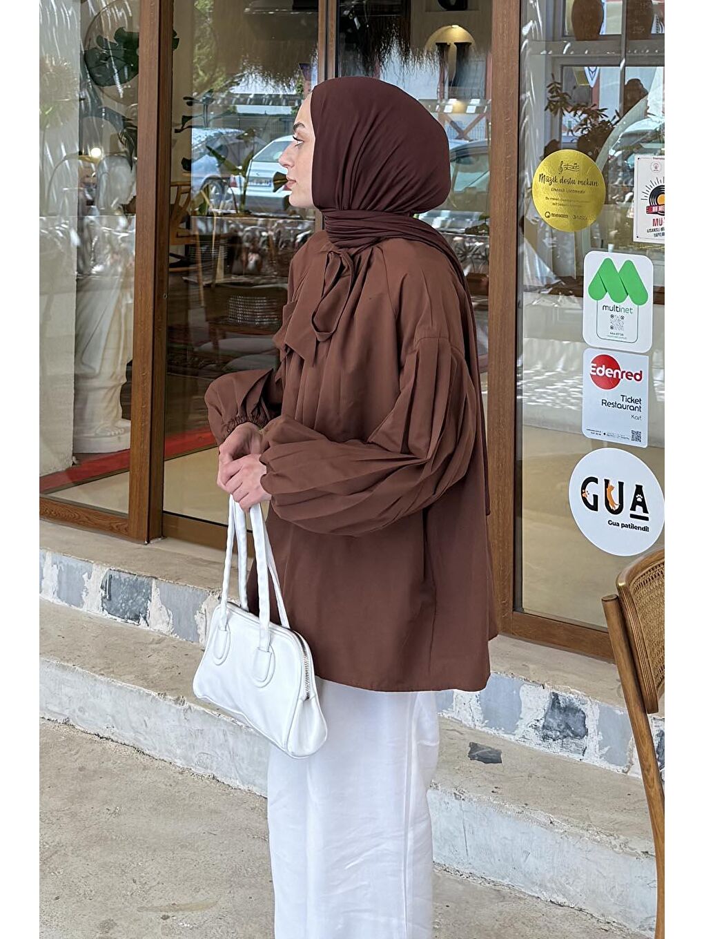 Yaka Fular Detaylı Gömlek Acı Kahverengi-2