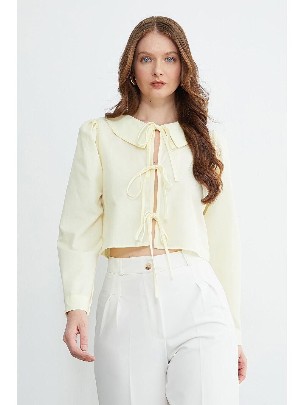 Sarı Önden Bağlamalı Bebe Yaka Crop Bluz-1