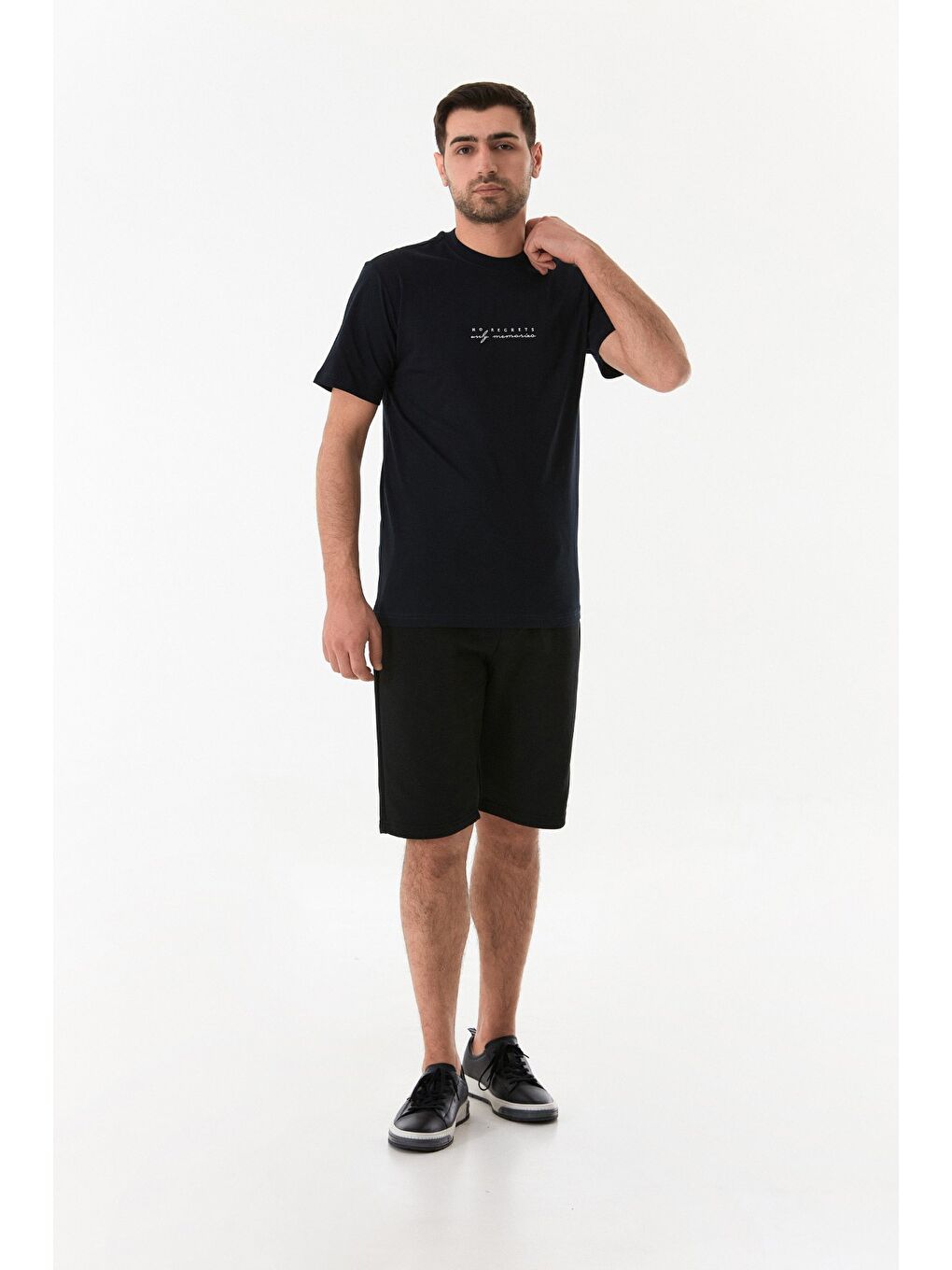 Lacivert Kabartma Baskılı Bisiklet Yaka Tişört-1