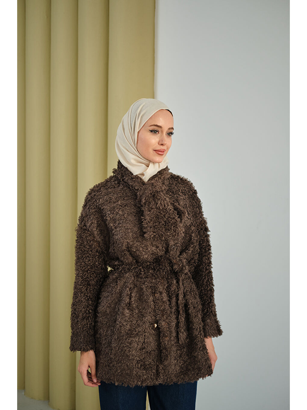 Kadın Yaka Bağlamalı Pelüş Hırka Kahverengi-1