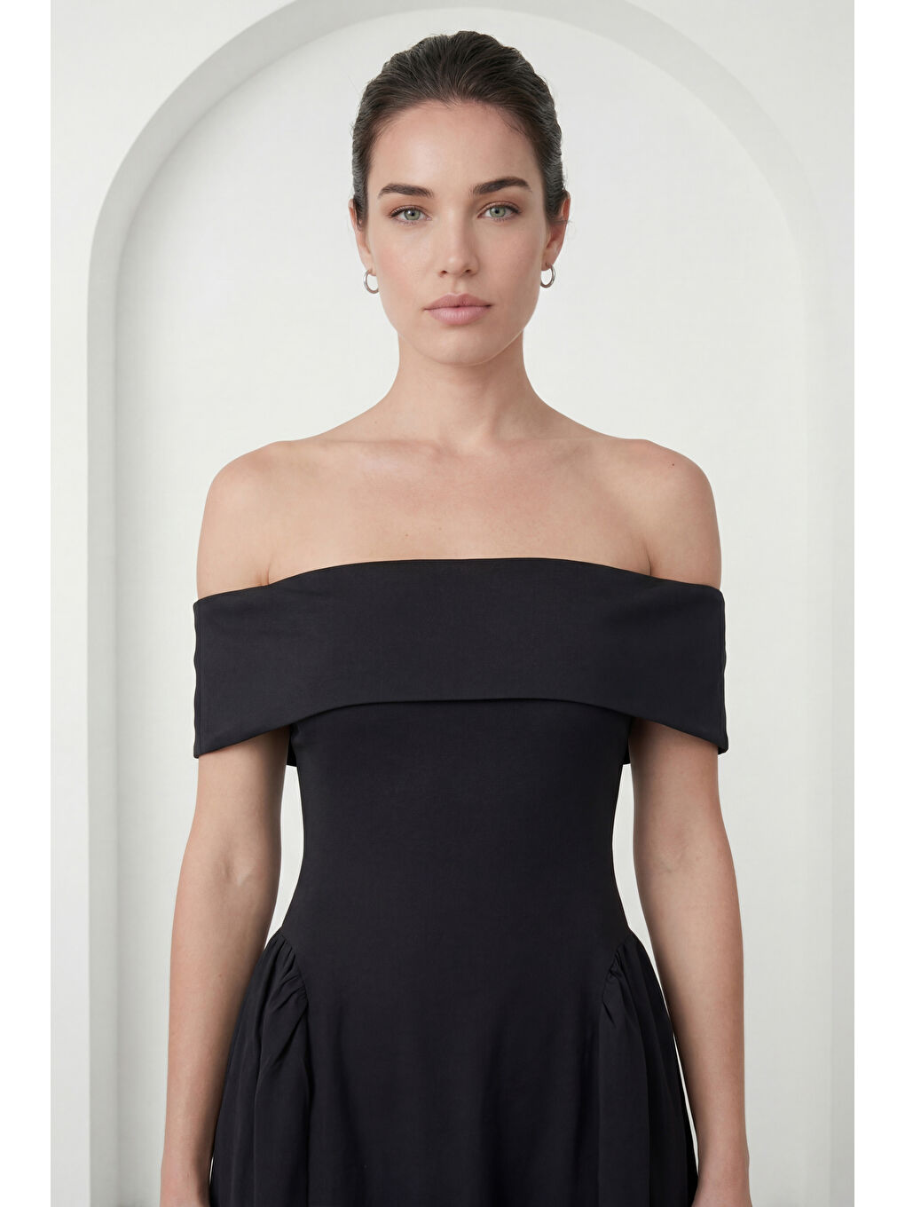 Kadın Siyah Kayık Yaka Midi Davet Elbisesi-3