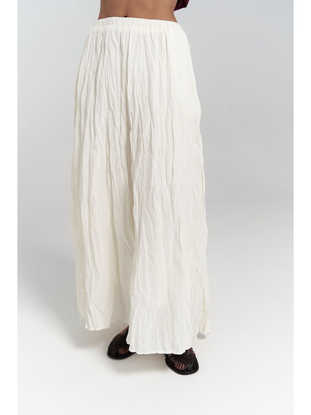 Jayla Kırışık Detay Uzun Ekru Etek-6