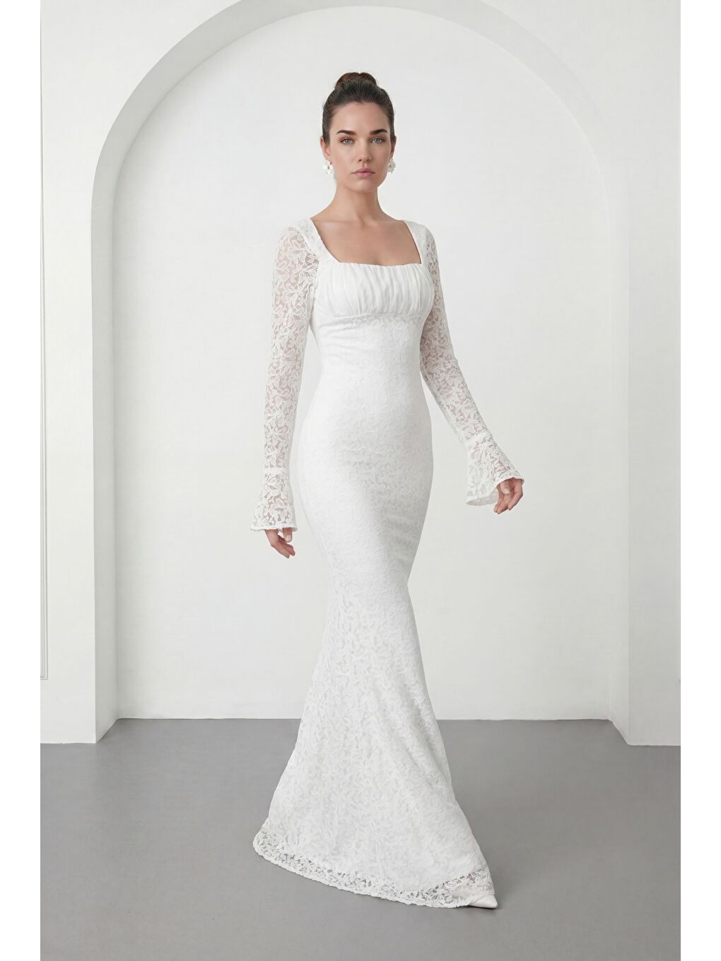 Kadın Beyaz Uzun Kol Dantelli Davet Elbisesi-1