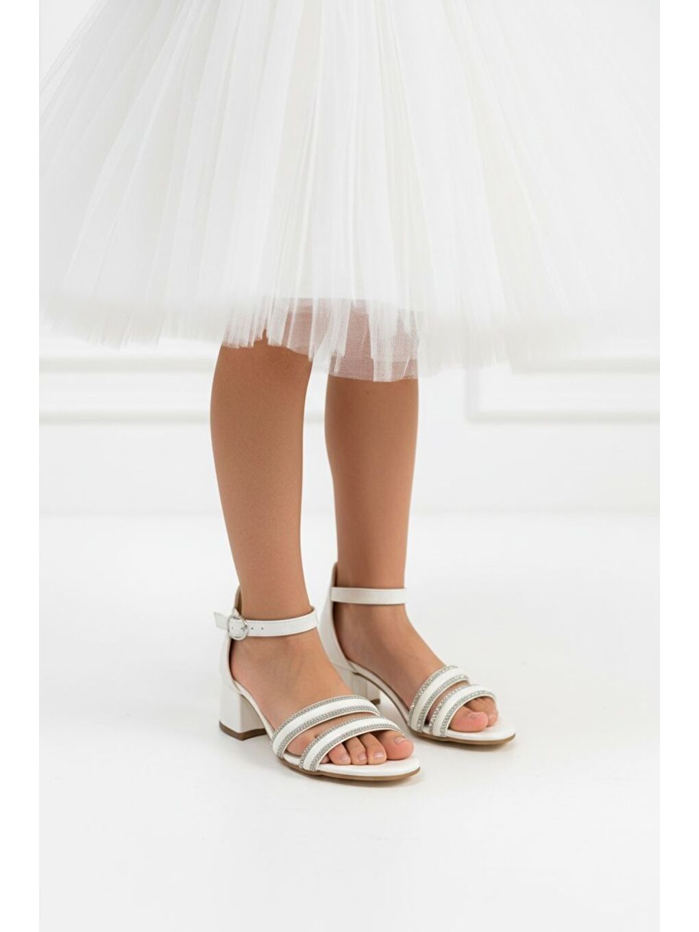 Beyaz KIZ ÇOCUK TASLI ABİYE AYAKKABI