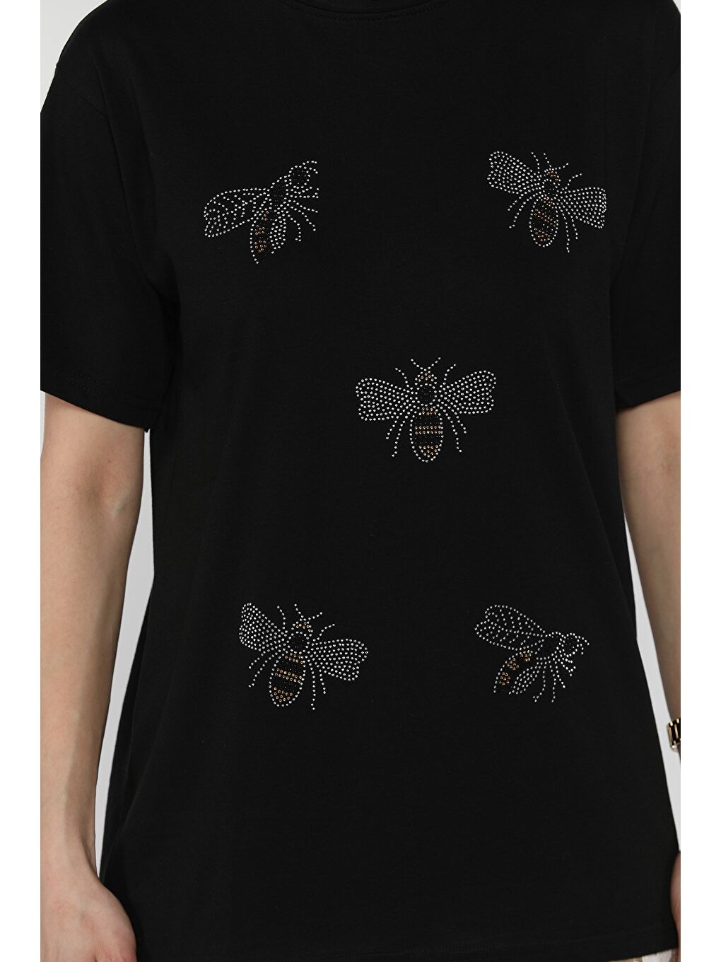 Siyah Taş İşlemeli Bisiklet Yaka Tişört-3