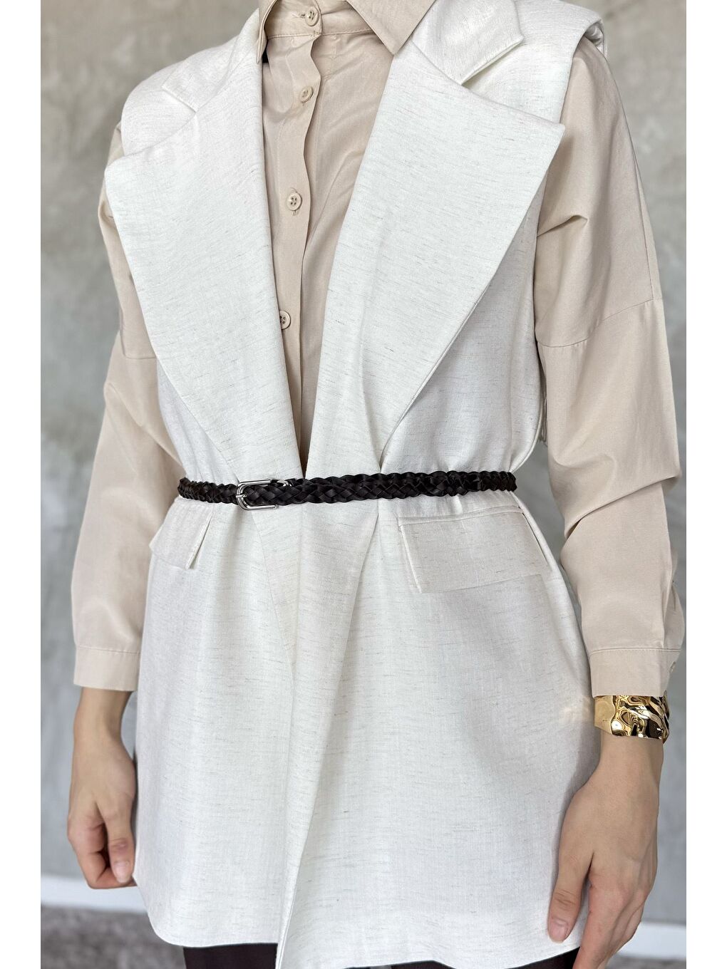 Ekru Astarlı Kemerli Tesettür Keten Görünümlü Yelek-5