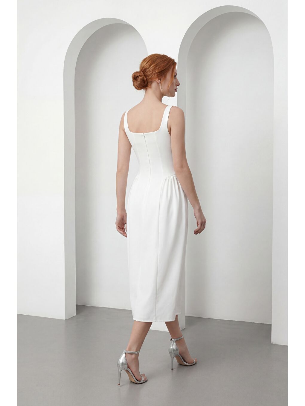 Kadın Beyaz Askılı Kare Yaka Midi Davet Elbisesi-5
