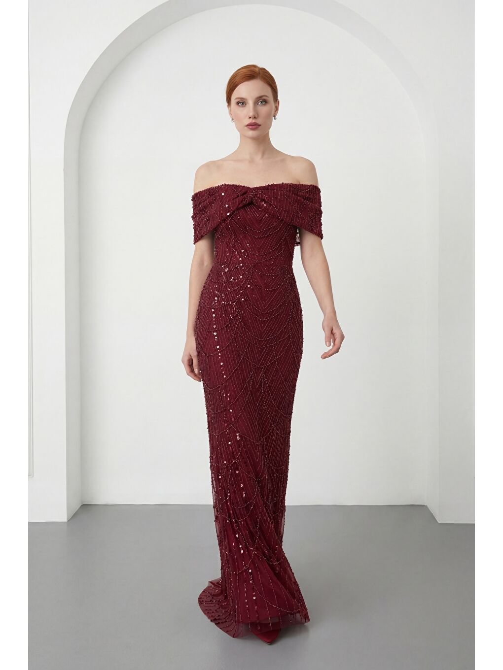 Kadın Bordo Kayık Yaka Boncuklu Uzun Balık Abiye Elbise