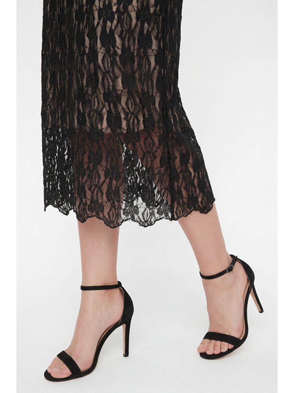 Kadın Siyah Bisiklet Yaka Dantel Detaylı Midi Davet Elbisesi-2