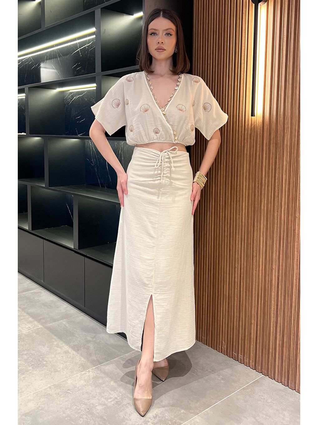 Bej Kadın Nakışlı Taşlı Keten Bluz Etek İkili Takım-1