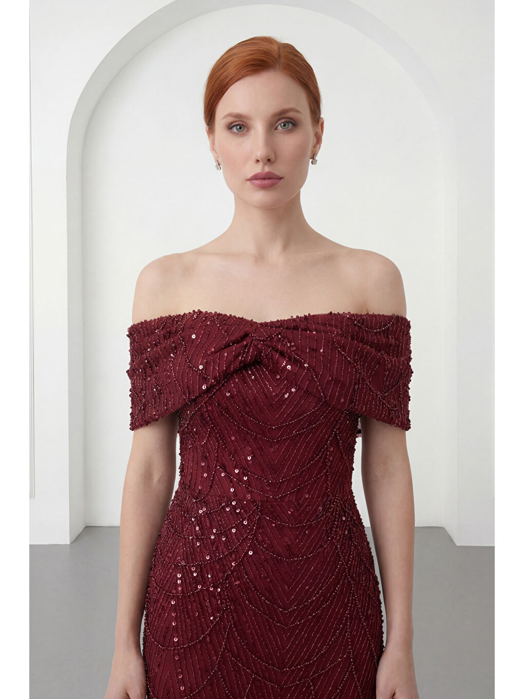 Kadın Bordo Kayık Yaka Boncuklu Uzun Balık Abiye Elbise-2