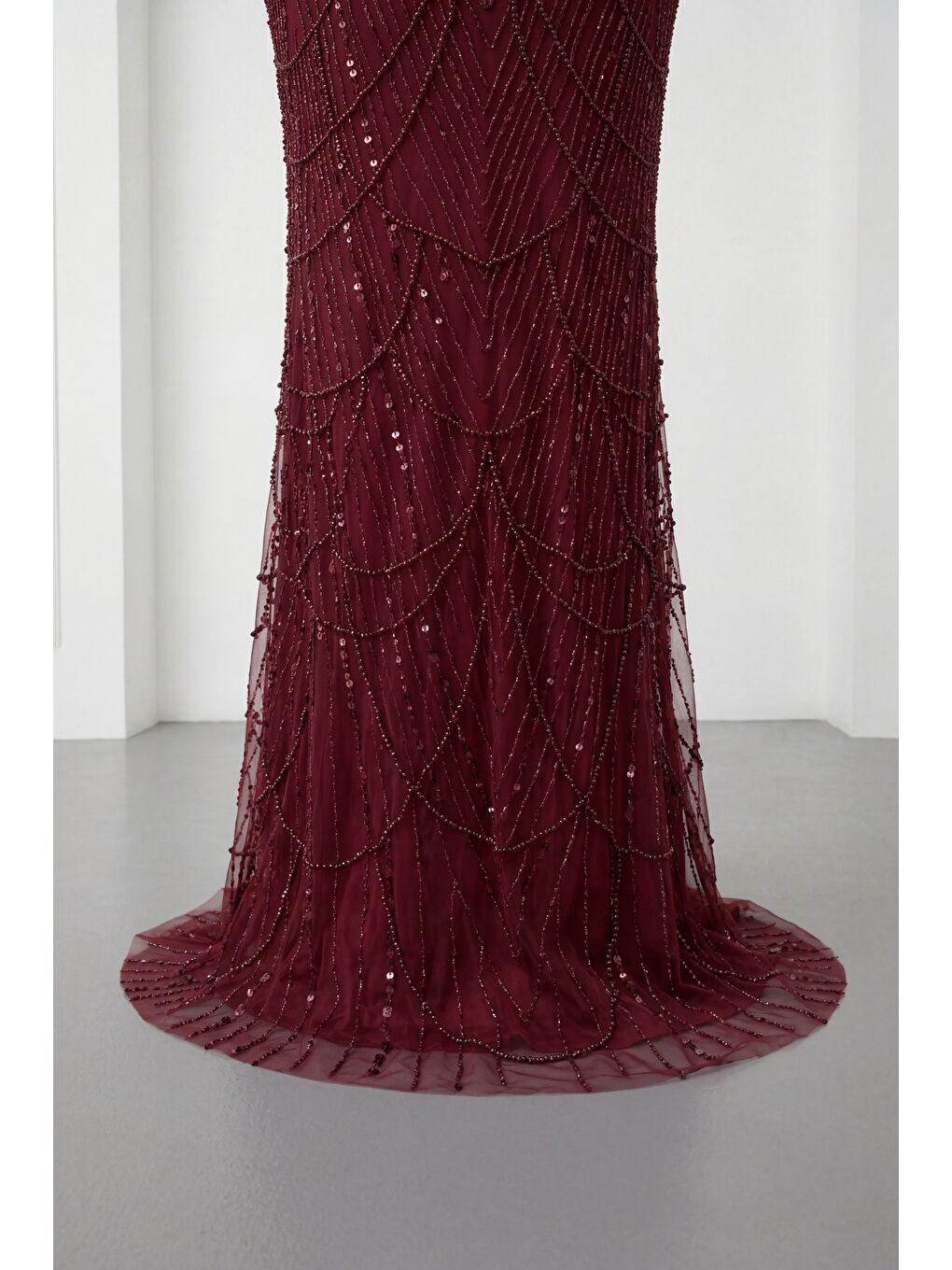 Kadın Bordo Kayık Yaka Boncuklu Uzun Balık Abiye Elbise-3