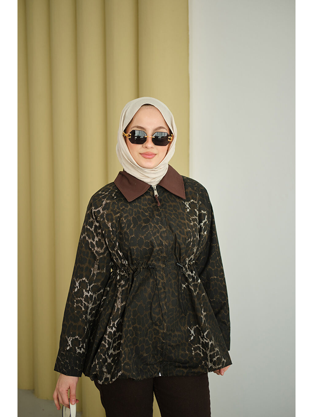 Kadın Leopar Desenli Fermualı Trenç Kahverengi