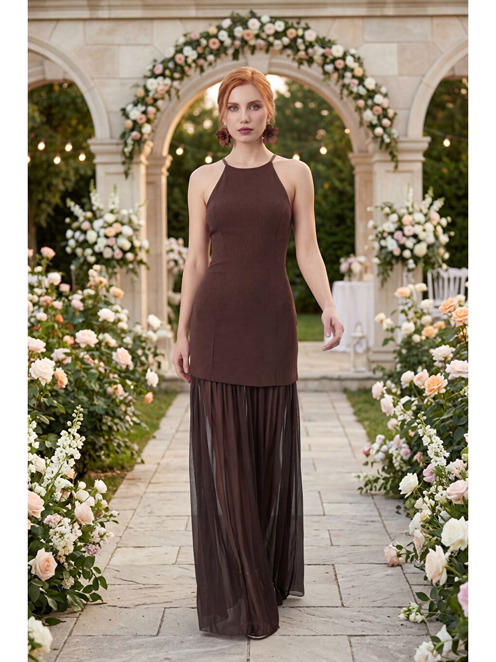 Kadın Kahverengi Halter Yaka Uzun Mezuniyet Elbisesi-3