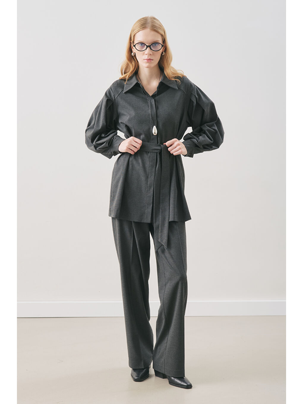 Geniş Kol Kemerli Gömlek Antrasit-1