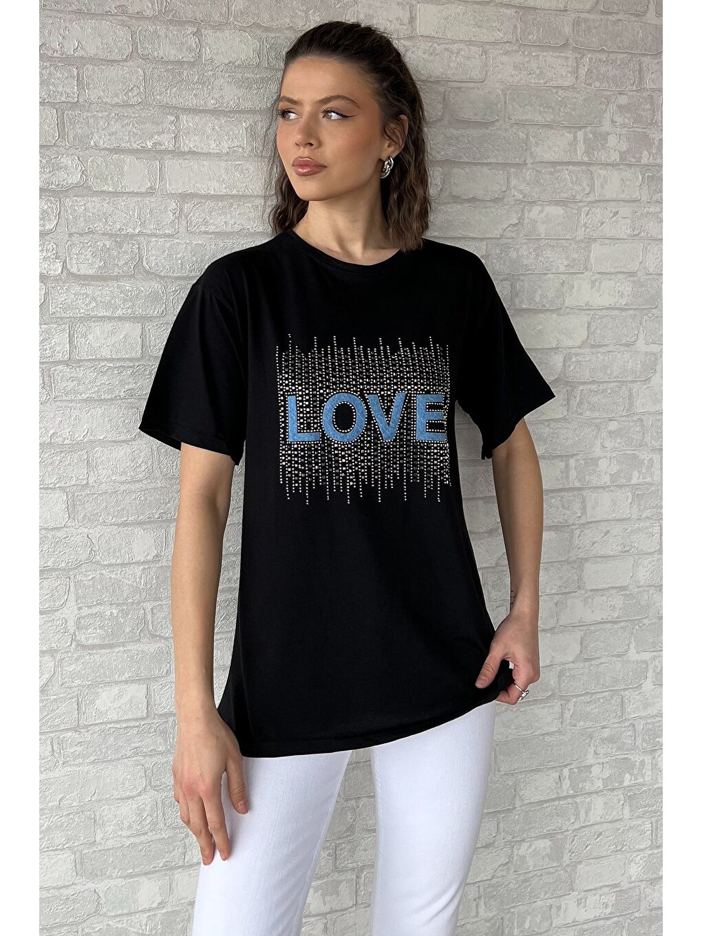 Siyah Love Taşlı Bisiklet Yaka Kadın Tişört