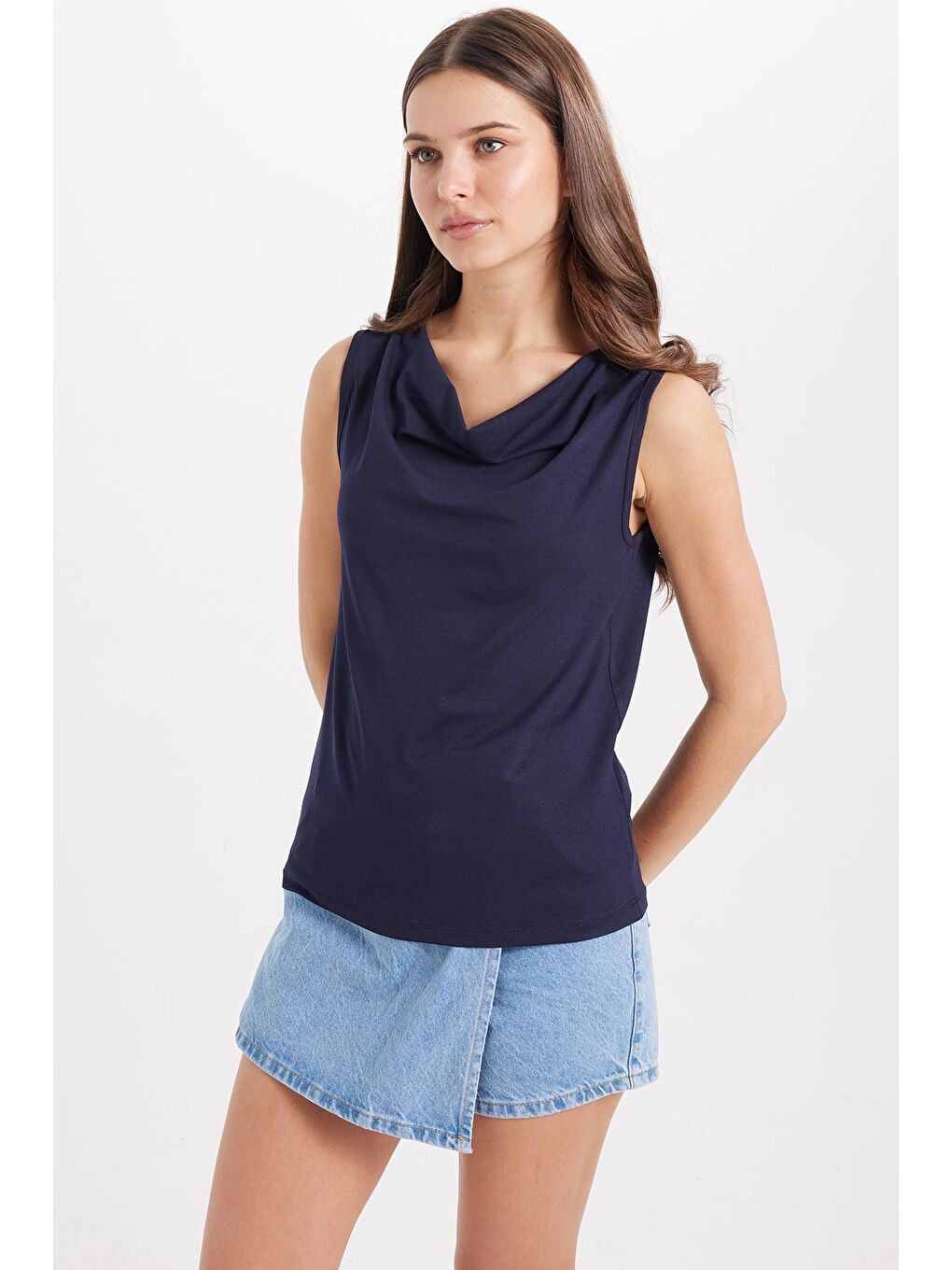 Kadın Oversize Geniş Kesim Kolsuz Degaje Yaka Lacivert Atlet-6