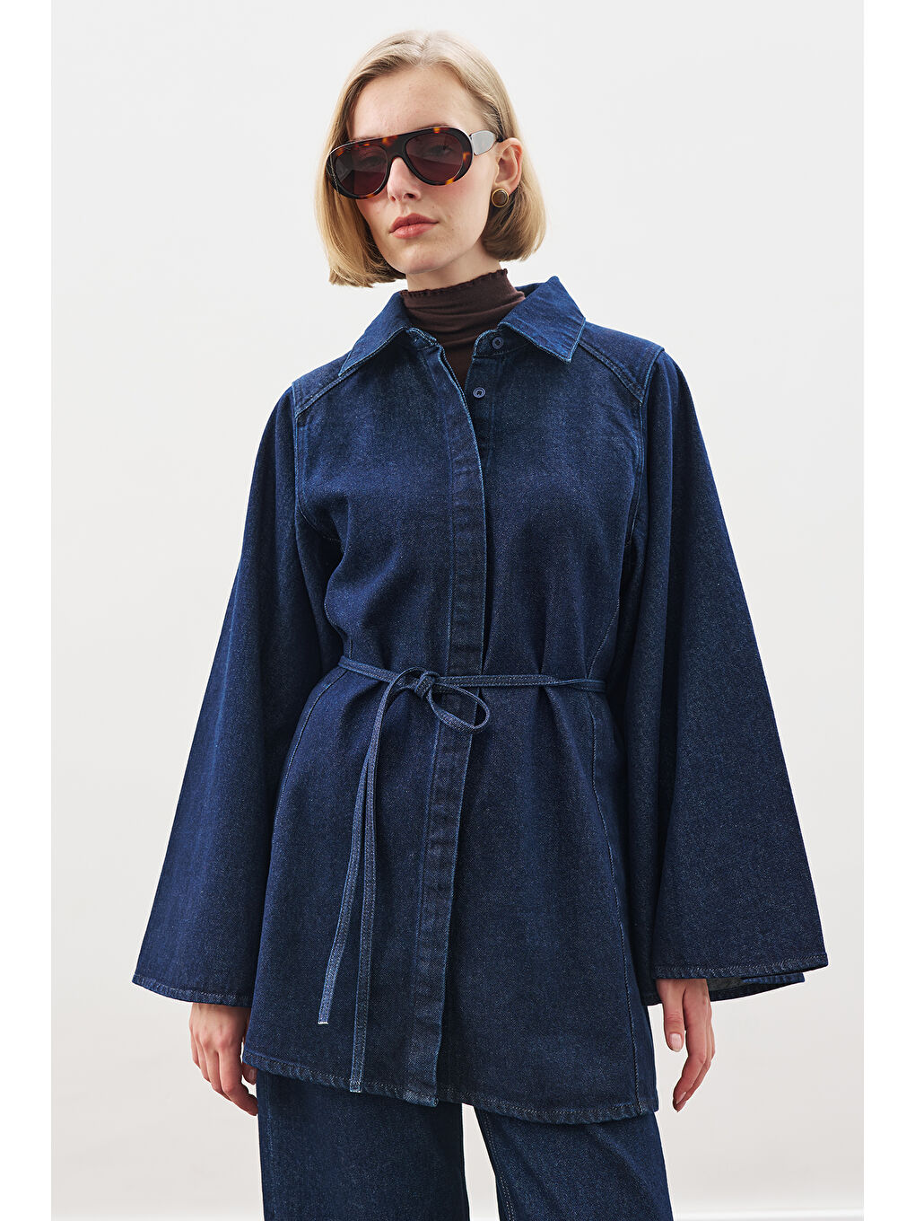 Geniş Pelerin Kollu Denim Gömlek İndigo-4