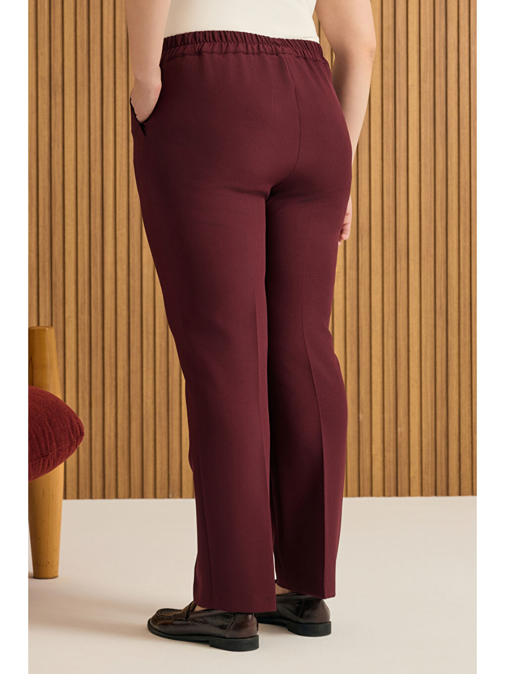 Bordo Beli Lastikli Dokuma Pantolon-4