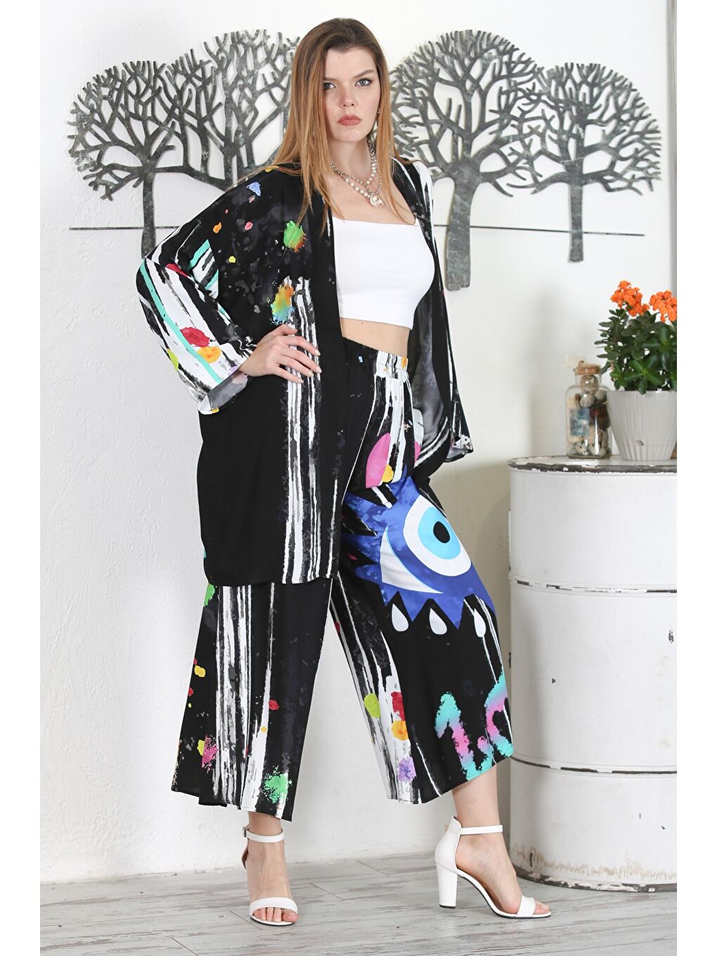 Siyah Kimono Yaka Uzun Kol Allover Baskılı Lastikli Bel Geniş Paça Casual Dokuma Takım