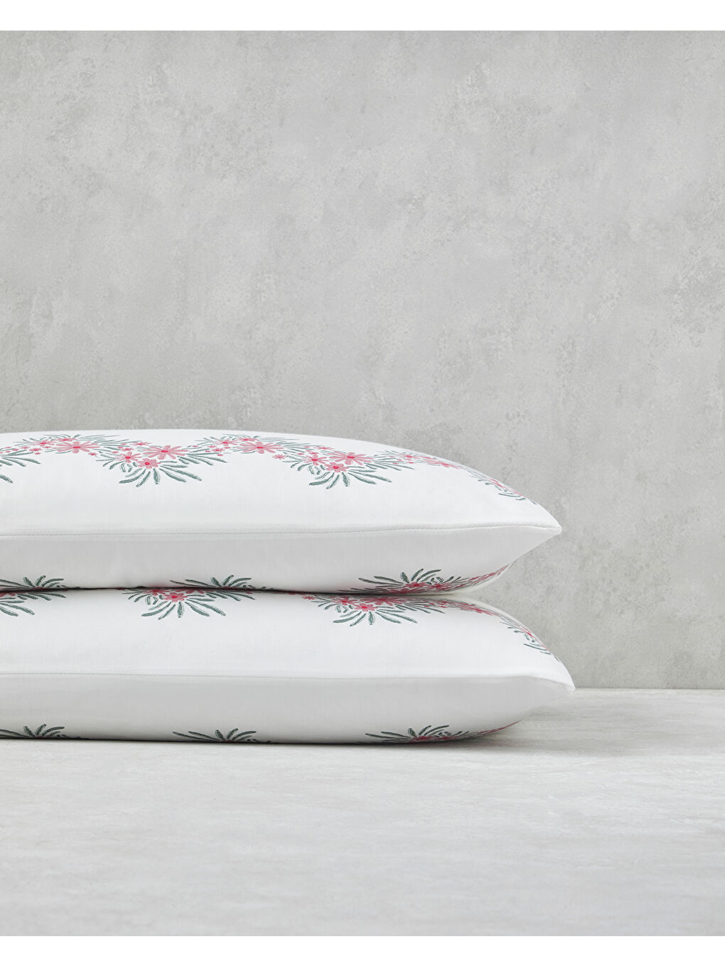 Daisy Chain Kolay Ütülenir 2'li Yastık Kılıfı 50x70 cm Pembe-1